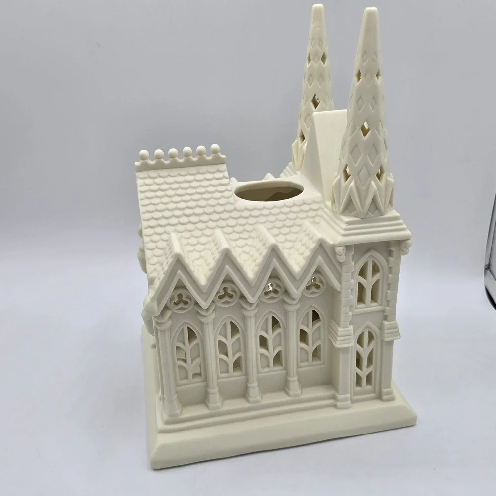 Stunning PartyLite Porcelain Bisque Cathedral Lights Tea LightHolder 97307 - Picture 6 of 13